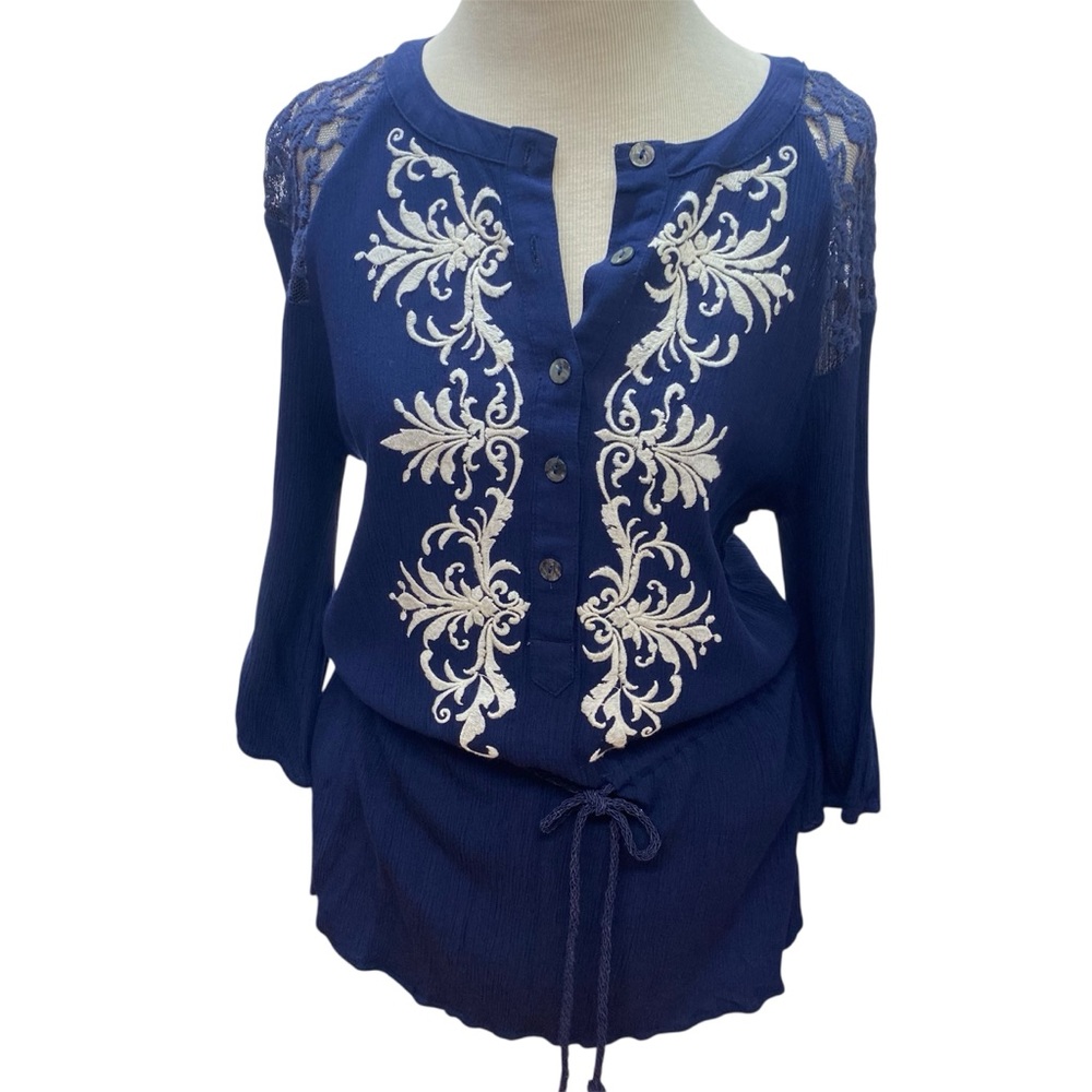 Miss Me Blue & White Medium Tunic Top Swimsuit Cover Up Lace, Embroidery, Button